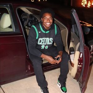 Meet your Posher, Eli